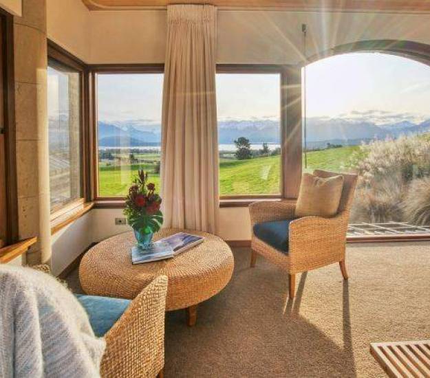 Premier Suite Sitting Area | Cabot Lodge | Luxury Hotel Fiordland | Luxury Hotel Te Anau