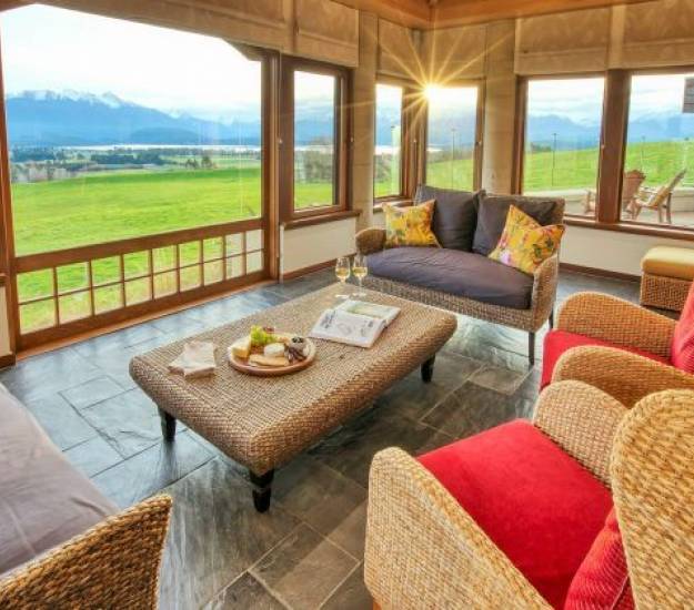 CORPORATE RETREATS