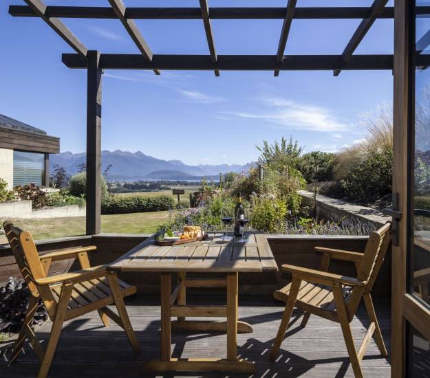 Deluxe Courtyard Suite Private Courtyard | Cabot Lodge | Luxury Hotel Fiordland | Luxury Hotel Te Anau