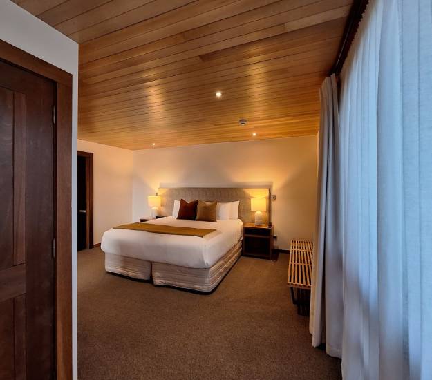 Room Layout in the Deluxe Courtyard Suite | Exclusive Use | Cabot Lodge | Luxury Hotel Fiordland | Luxury Hotel Te Anau