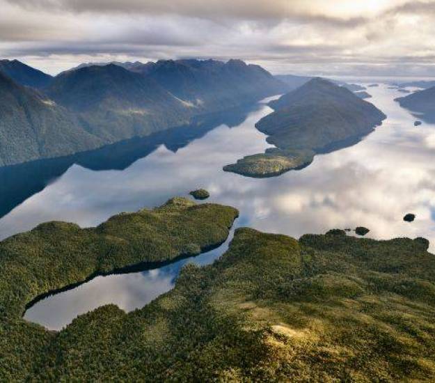 Doubtful Sound | Best way to see Doubtful Sound | Helicopter flight Fiordland National Park | Cabot Lodge