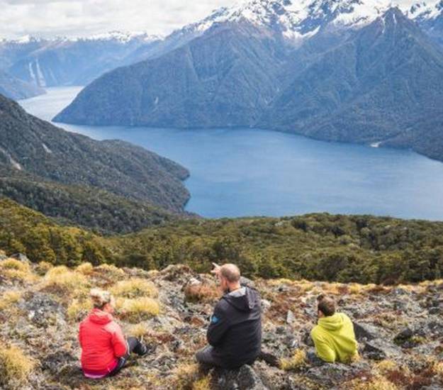 Great Walks of NZ | Kepler Track | Best day walk in Fiordland | heli-hike | Walking trail with best views | Best walk in Te Anau | Guided day walk