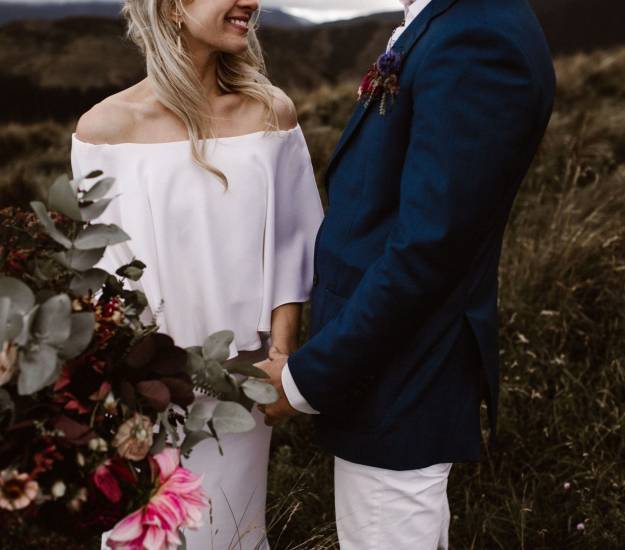 Elopement wedding | Cabot Lodge | Luxury Lodge Wedding Location | Intimate weddings | South Island New Zealand wedding spots | Best wedding venue NZ