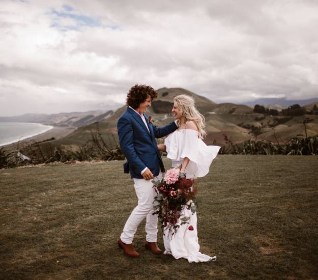 Elopement wedding | Cabot Lodge | Luxury Lodge Wedding Location | Intimate weddings | South Island New Zealand wedding spots | Best wedding venue NZ
