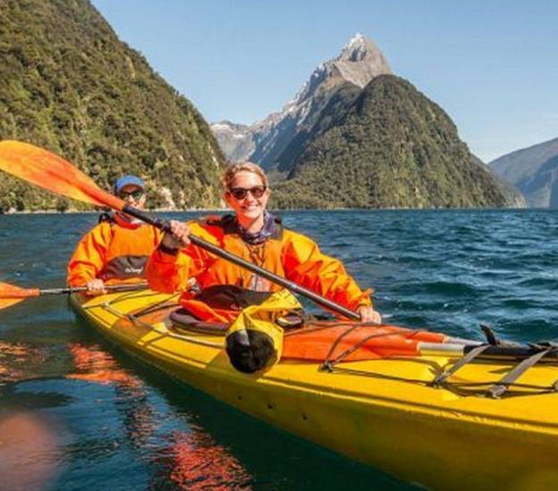 Kayaking | Cabot Lodge | Milford Sound Kayaks | Sea Kayaking | Fiordland National Park