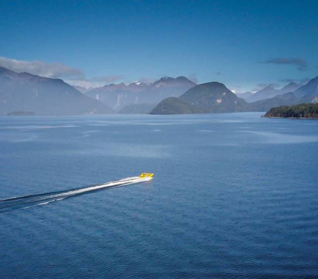 Manapouri | Cabot Lodge | Fiordland National Park | Lake Manapouri