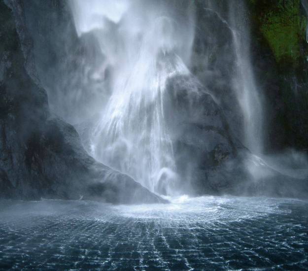 Luxury Milford Sound cruise | Private Milford Sound cruise | Best food in Milford Sound | Best way to see Milford Sound